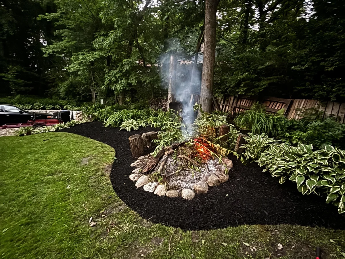 Mulching in Notre Dame